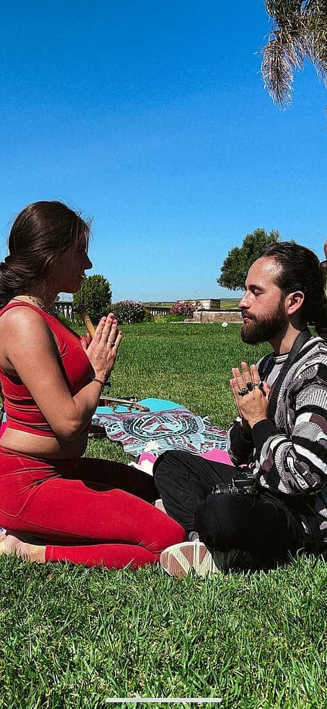 En la tienda tántrica besuqueable puedes encontrar acompañamientos 1:1, para duplas y grupos